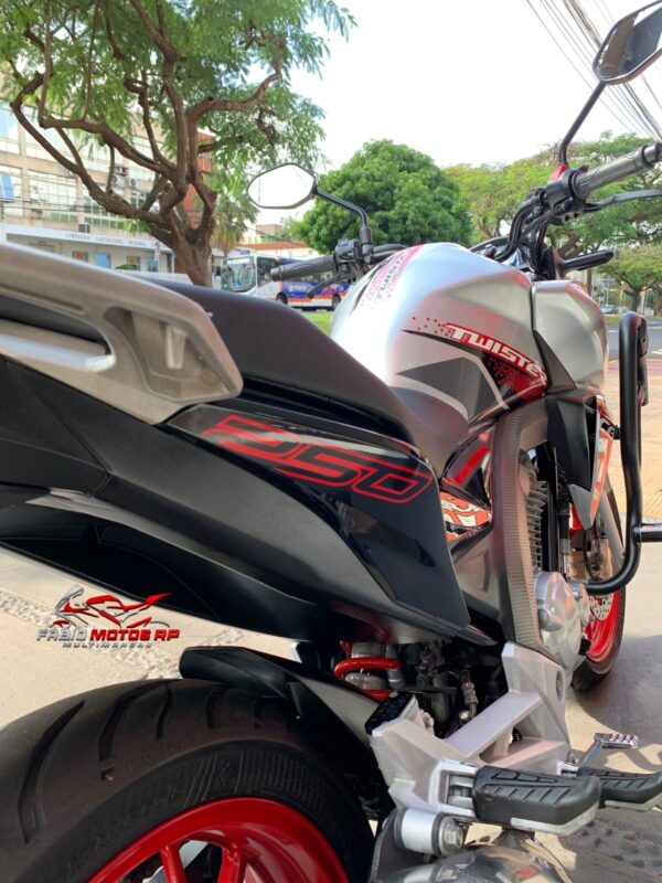 HONDA CB250F TWISTER CBS - Image 6